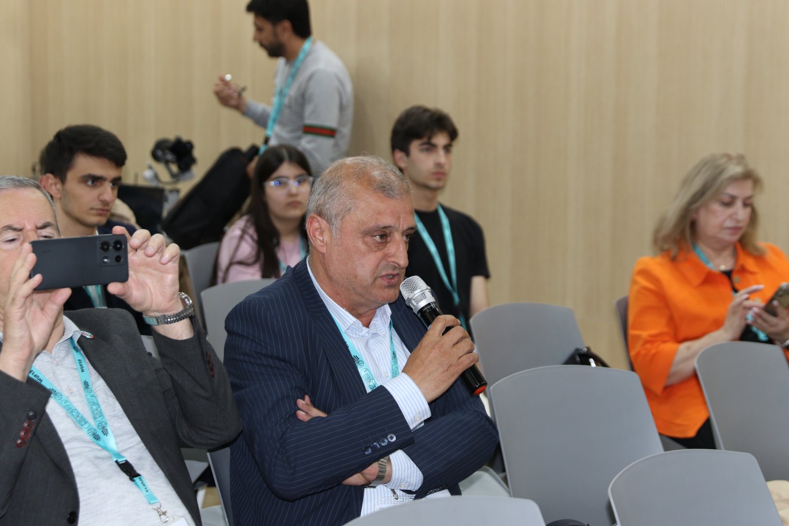 BAMF WUF13-də: minaların şəhərsalmada yaratdığı problemlər müzakirə olundu (FOTO)