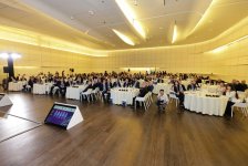 UNEC VIII İqtisadiyyat və İdarəetmə Sahəsində Tədqiqatçıların beynəlxalq elmi konfransı öz işinə başlayıb (FOTO)