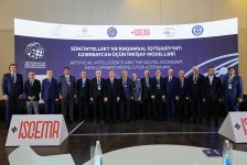 UNEC VIII İqtisadiyyat və İdarəetmə Sahəsində Tədqiqatçıların beynəlxalq elmi konfransı öz işinə başlayıb (FOTO)