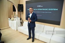 Baku Network WUF13-də: ekspertlər hibrid təhdidlər şəraitində şəhərlərin gələcəyindən danışıblar (FOTO)