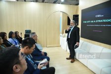 Baku Network WUF13-də: ekspertlər hibrid təhdidlər şəraitində şəhərlərin gələcəyindən danışıblar (FOTO)