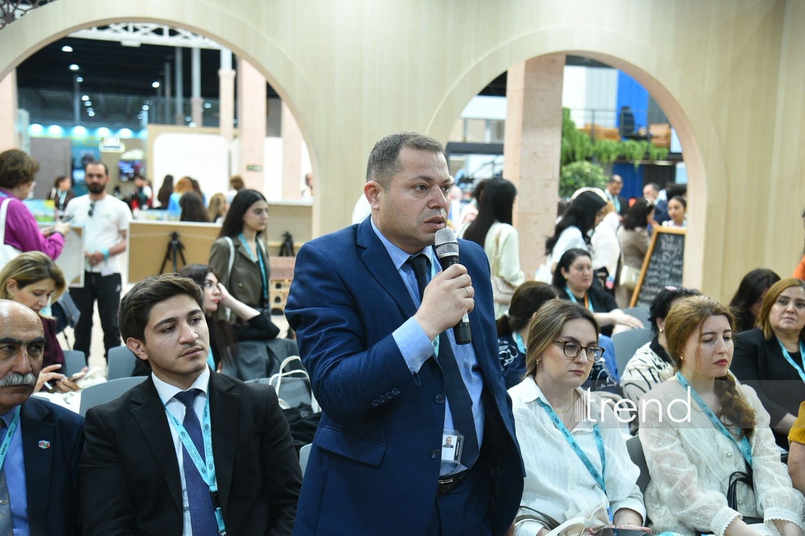 Baku Network WUF13-də: ekspertlər hibrid təhdidlər şəraitində şəhərlərin gələcəyindən danışıblar (FOTO)
