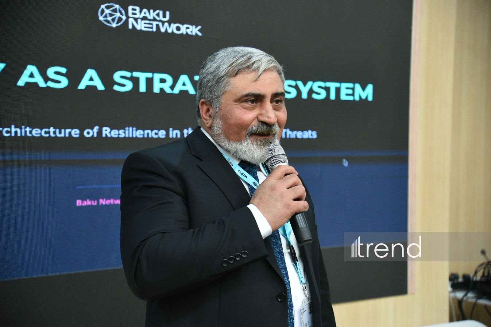 Baku Network WUF13-də: ekspertlər hibrid təhdidlər şəraitində şəhərlərin gələcəyindən danışıblar (FOTO)