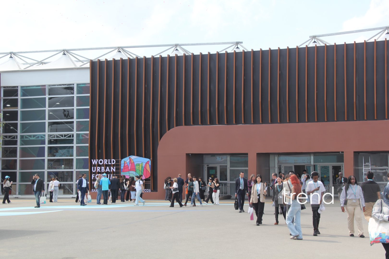 WUF13 - Gələcəyin şəhərlərinin forumu incəsənət və mədəniyyət ocağına çevrilib (FOTO)