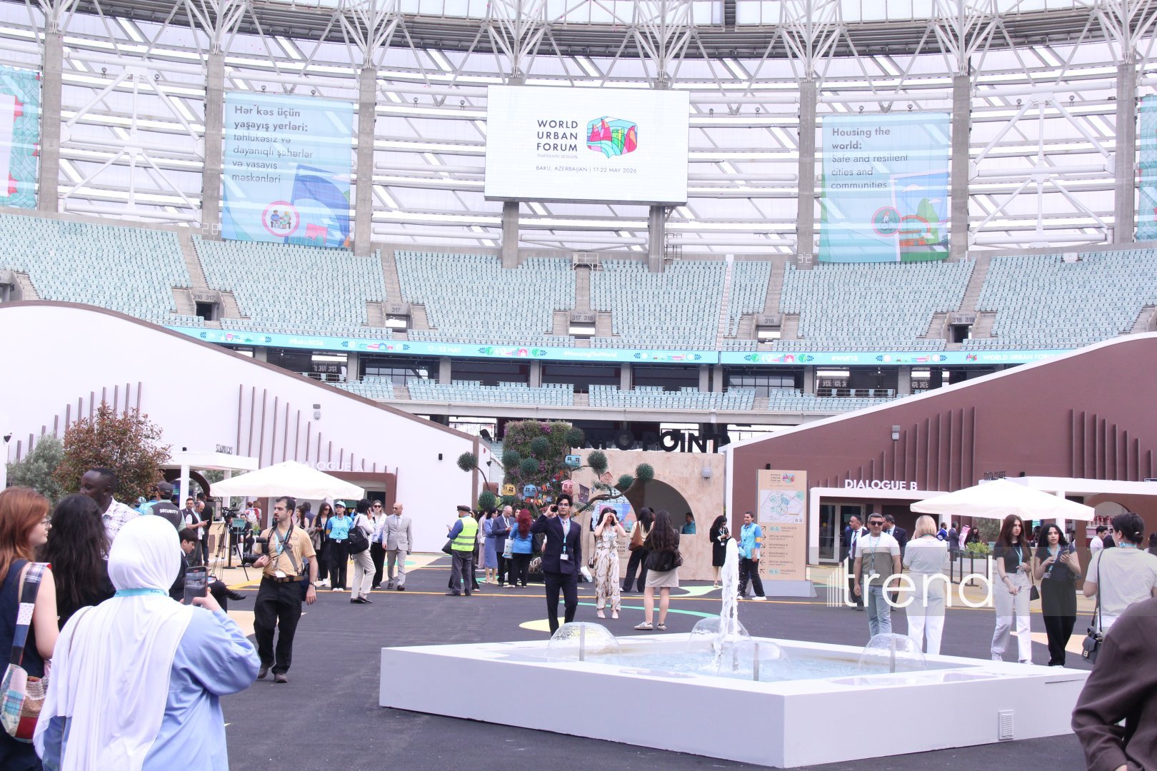 WUF13 - Gələcəyin şəhərlərinin forumu incəsənət və mədəniyyət ocağına çevrilib (FOTO)