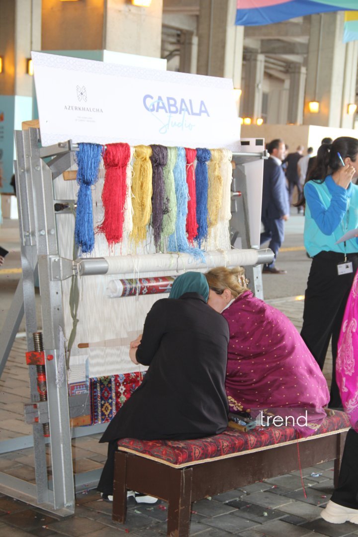 WUF13 - Gələcəyin şəhərlərinin forumu incəsənət və mədəniyyət ocağına çevrilib (FOTO)