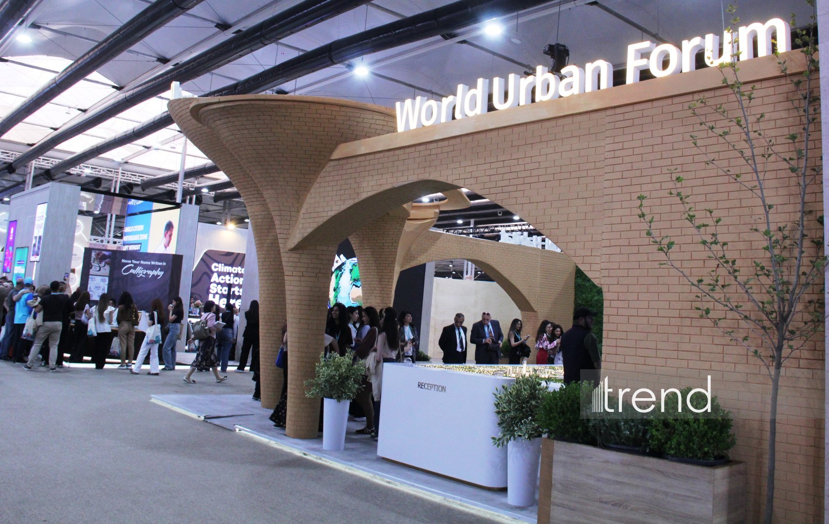 WUF13 - Gələcəyin şəhərlərinin forumu incəsənət və mədəniyyət ocağına çevrilib (FOTO)