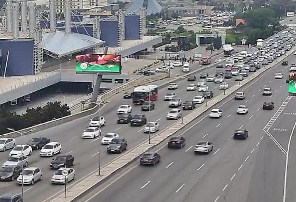DİQQƏT: Bu yollarda tıxac var - SİYAHI (FOTO)