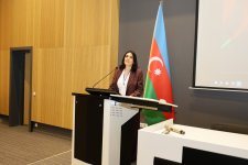 UNEC-də “Biznesin dayanıqlı artımı və inkişafı” mövzusunda beynəlxalq elmi simpozium keçirilib