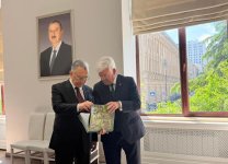 Bakı Şəhər İcra Hakimiyyətində Dubaydan gələn nümayəndə heyətləri ilə görüşlər keçirilib (FOTO)