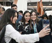 Heydər Əliyev Fondunun vitse-prezidenti Leyla Əliyeva və Bakı Media Mərkəzinin rəhbəri Arzu Əliyeva "Urban Expo" sərgisi ilə tanış olublar (FOTO)