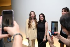 Heydər Əliyev Mərkəzində perulu rəssamın fərdi sərgisinin açılışı olub (FOTO)