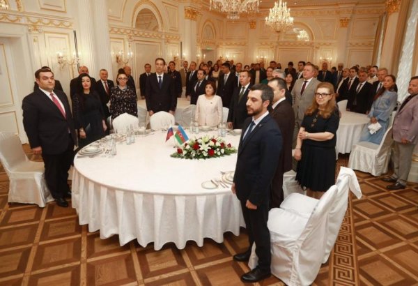 Sahibə Qafarova Azərbaycanın Sankt-Peterburqdakı Baş Konsulluğunda olub