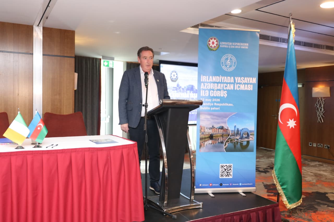 Azərbaycan diasporu Dublində ilk dəfə geniş icma toplantısında bir araya gəlib
 (FOTO)