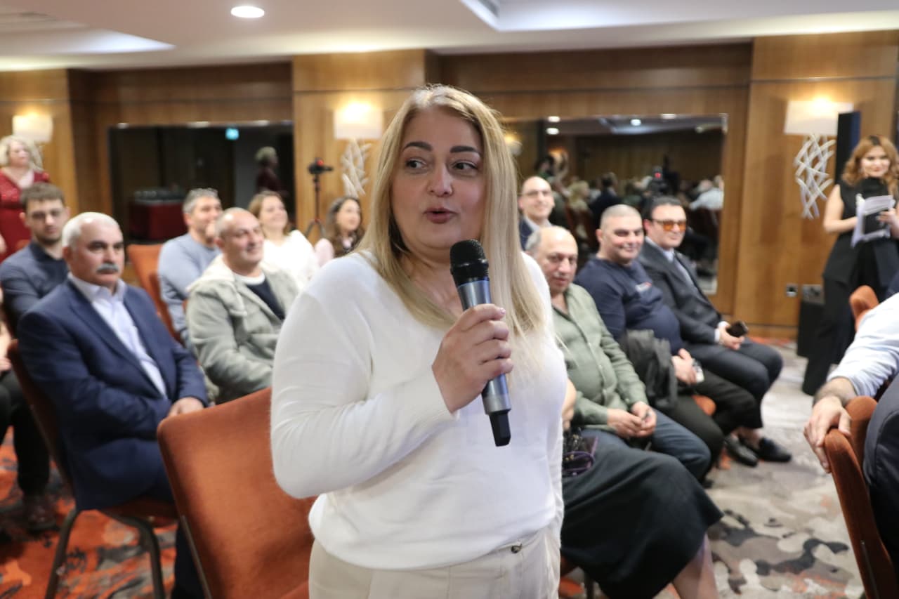 Azərbaycan diasporu Dublində ilk dəfə geniş icma toplantısında bir araya gəlib
 (FOTO)