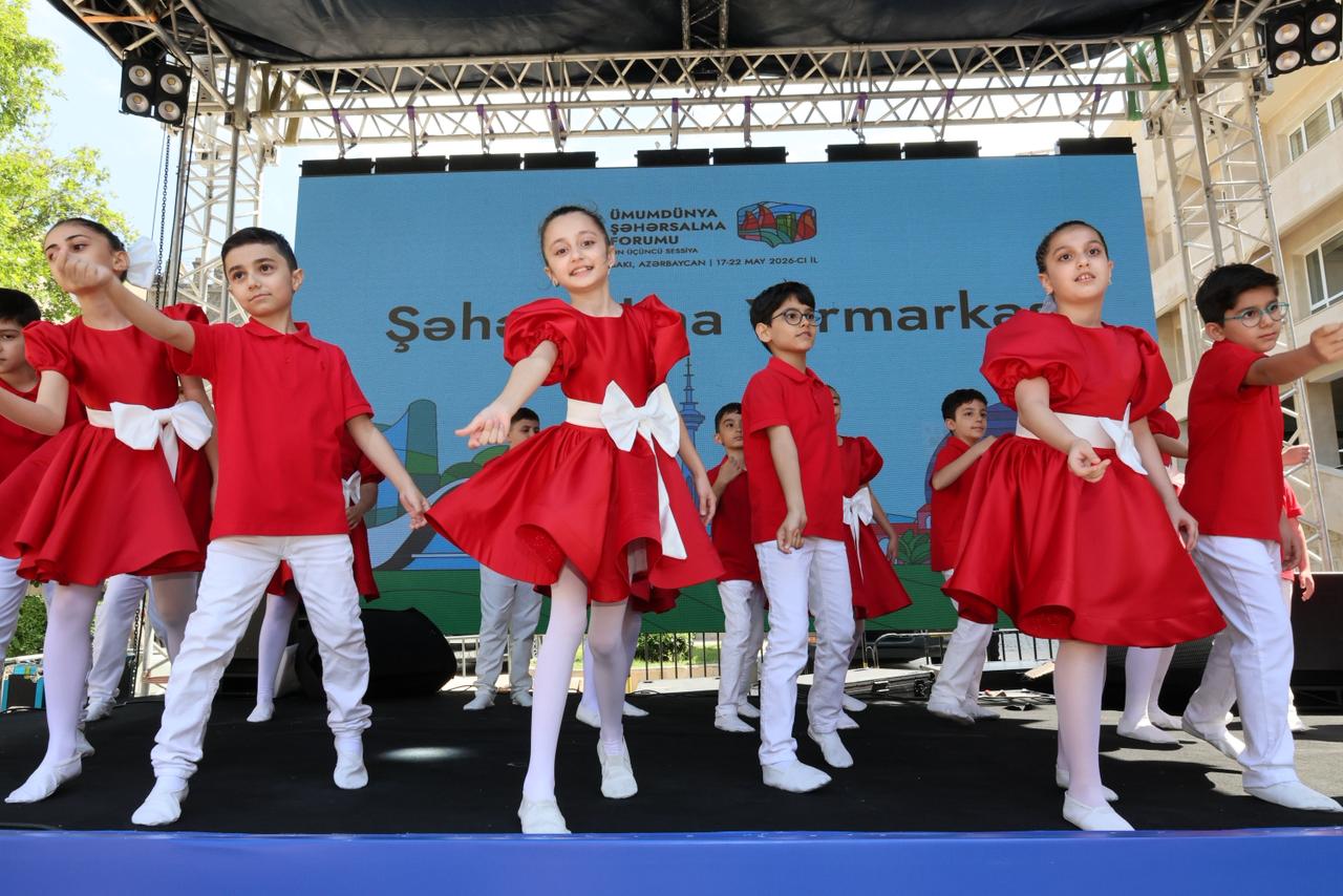 İçərişəhər WUF13 çərçivəsində canlı və rəngarəng incəsənət platformasına çevrilib (FOTO)
