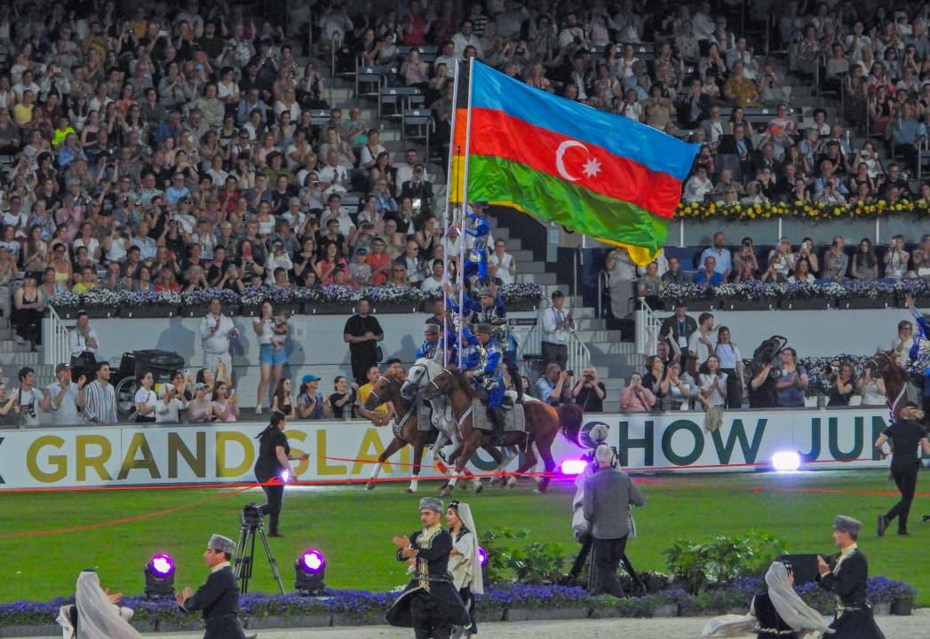 Qarabağ atları və milli musiqimiz Avropada böyük maraqla qarşılanıb (FOTO/VİDEO)