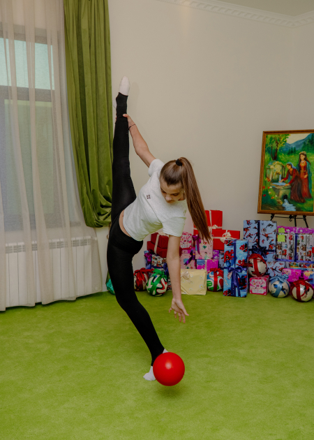 Leyla Əliyeva və Alona Əliyeva Sosial Reabilitasiya Mərkəzini ziyarət ediblər (FOTO)