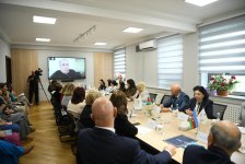 AzMİU-da dil, milli kimlik və tarixi şüura həsr olunmuş nüfuzlu elmi seminar keçirilib (FOTO)