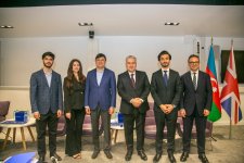 Birləşmiş Krallıqdakı Azərbaycanlı Gənclərin I Forumu geniş coğrafi təmsilçiliklə yadda qalıb (FOTO)