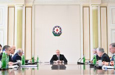 Prezident İlham Əliyevin sədrliyi ilə kənd təsərrüfatı məsələlərinə həsr olunmuş müşavirə keçirilib (FOTO/VİDEO)