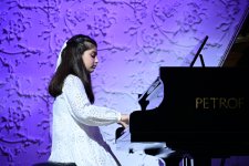 Leyla Əliyeva və Alona Əliyeva SƏNƏT Uşaq Musiqi və İncəsənət Mərkəzində təşkil olunan konsert proqramını izləyiblər (FOTO)