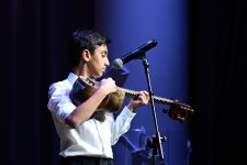 Leyla Əliyeva və Alona Əliyeva SƏNƏT Uşaq Musiqi və İncəsənət Mərkəzində təşkil olunan konsert proqramını izləyiblər (FOTO)