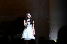 Leyla Əliyeva və Alona Əliyeva SƏNƏT Uşaq Musiqi və İncəsənət Mərkəzində təşkil olunan konsert proqramını izləyiblər (FOTO)