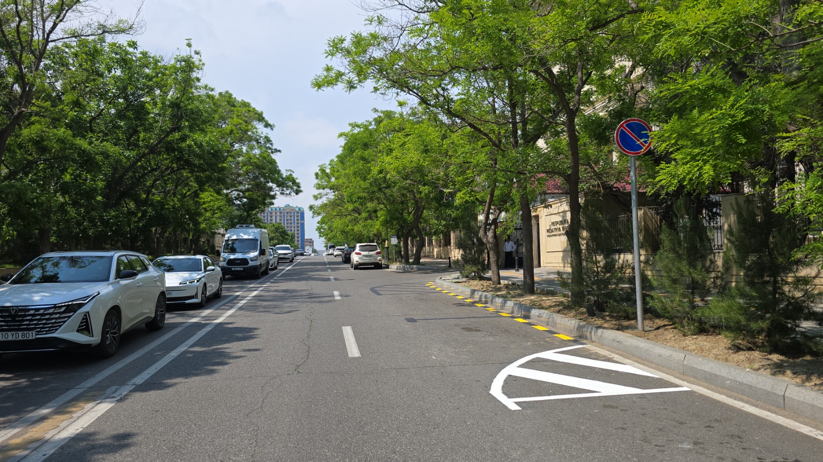 Bakıda 3 yeni minib-düşmə yeri yaradılıb (FOTO)