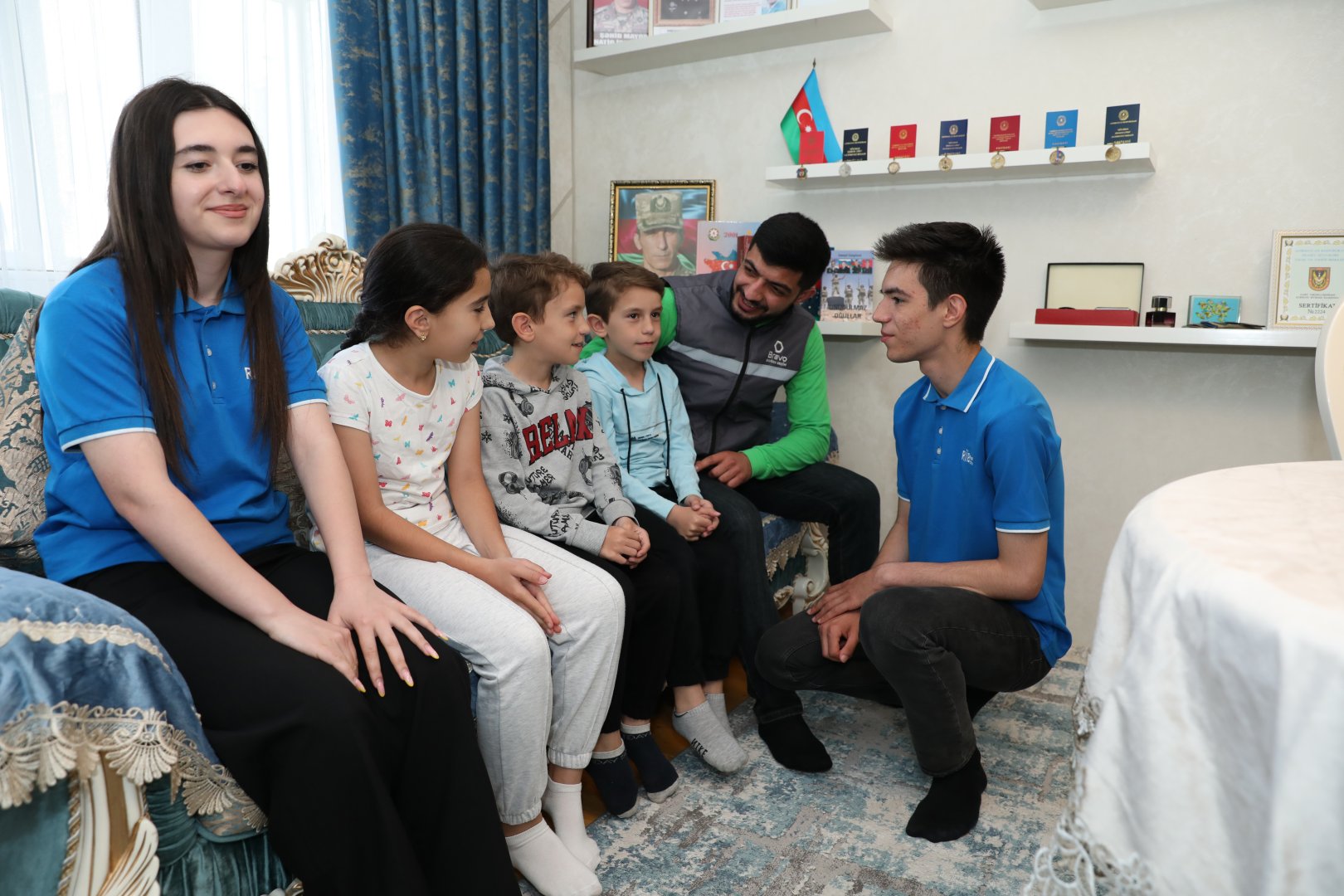 “PAŞA Holding” Qurban Bayramı münasibətilə şəhid övladlarına bayram sovqatları çatdırır (FOTO)
