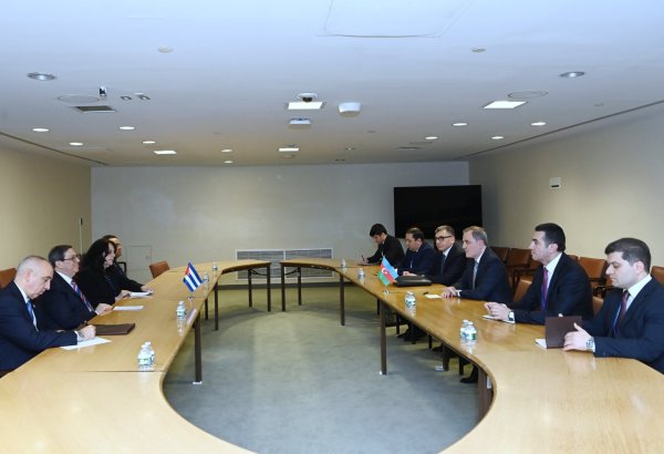 Azərbaycan və Kuba çoxtərəfli platformalarda əməkdaşlıq perspektivlərini müzakirə ediblər (FOTO)
