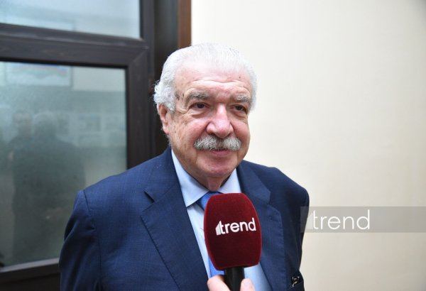 Fəxri professor adı mənim üçün çox maraqlı yaradıcı fəaliyyət olacaq - Mixail Qusman (FOTO)