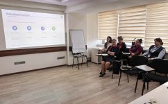 DGK Bakı-Tbilisi-Bakı qatarında çalışanlara xüsusi təlim keçdi (FOTO)