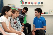 “PAŞA Holding” Qurban Bayramı münasibətilə şəhid övladlarına bayram sovqatları çatdırır (FOTO)