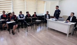 DGK Bakı-Tbilisi-Bakı qatarında çalışanlara xüsusi təlim keçdi (FOTO)
