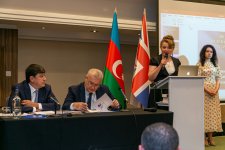 Böyük Britaniyada Azərbaycan icması ilə görüş keçirilib (FOTO)