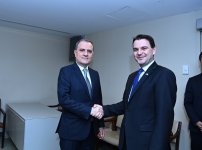 Ceyhun Bayramov çexiyalı həmkarı ilə müzakirələr aparıb (FOTO)