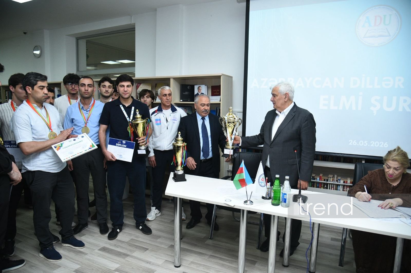 Mixail Qusman Azərbaycan Dillər Universitetinin fəxri professoru adına layiq görülüb (FOTO)