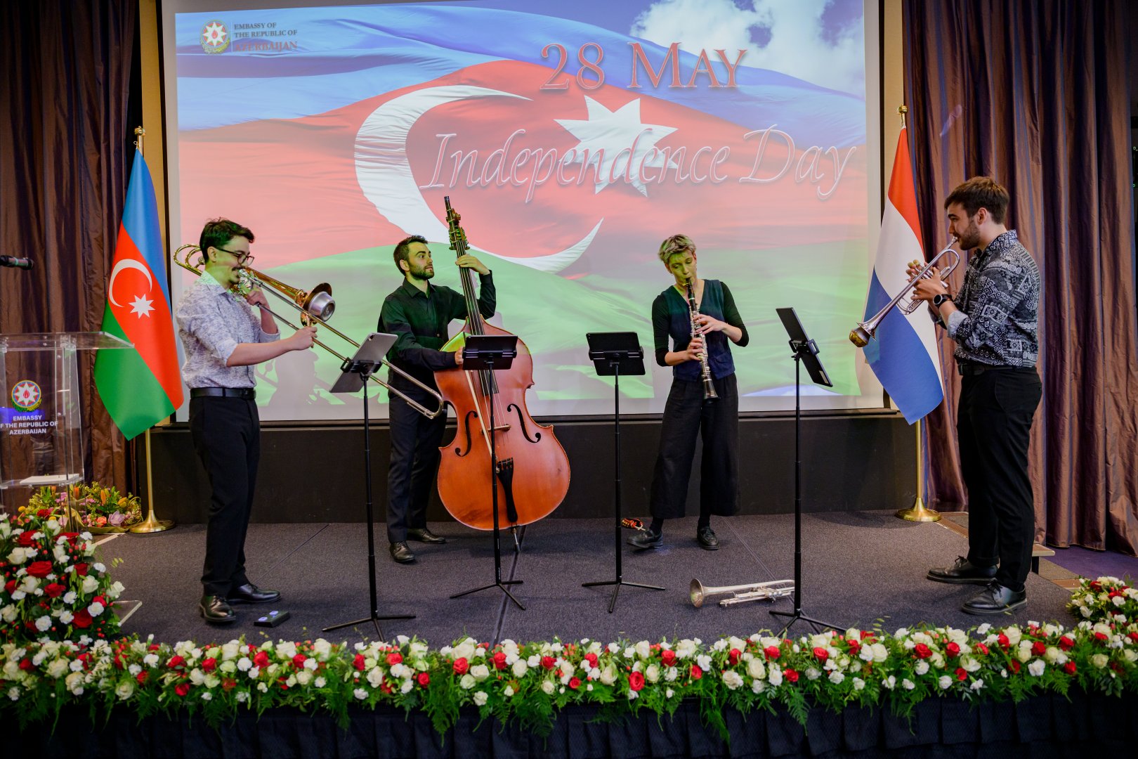 28 May - Müstəqillik Günü Niderlandda qeyd edilib (FOTO)