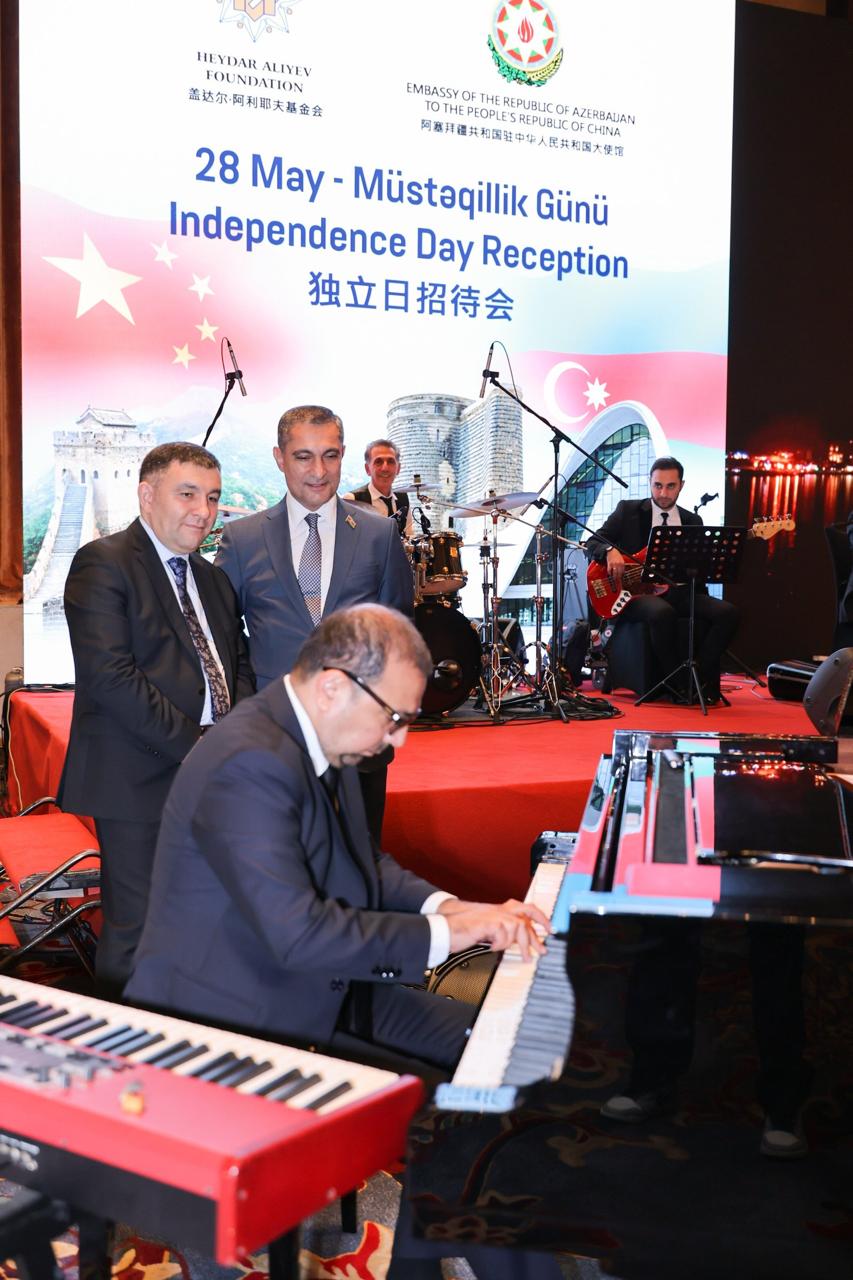 Pekində Müstəqillik Günü qeyd edilib (FOTO)