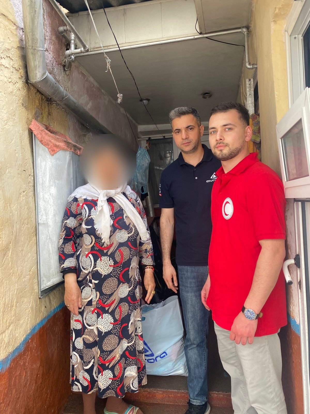 “Avrora Qrup” Qurban bayramı münasibətilə aztəminatlı ailələrə bayram sovqatı çatdırıb (FOTO)