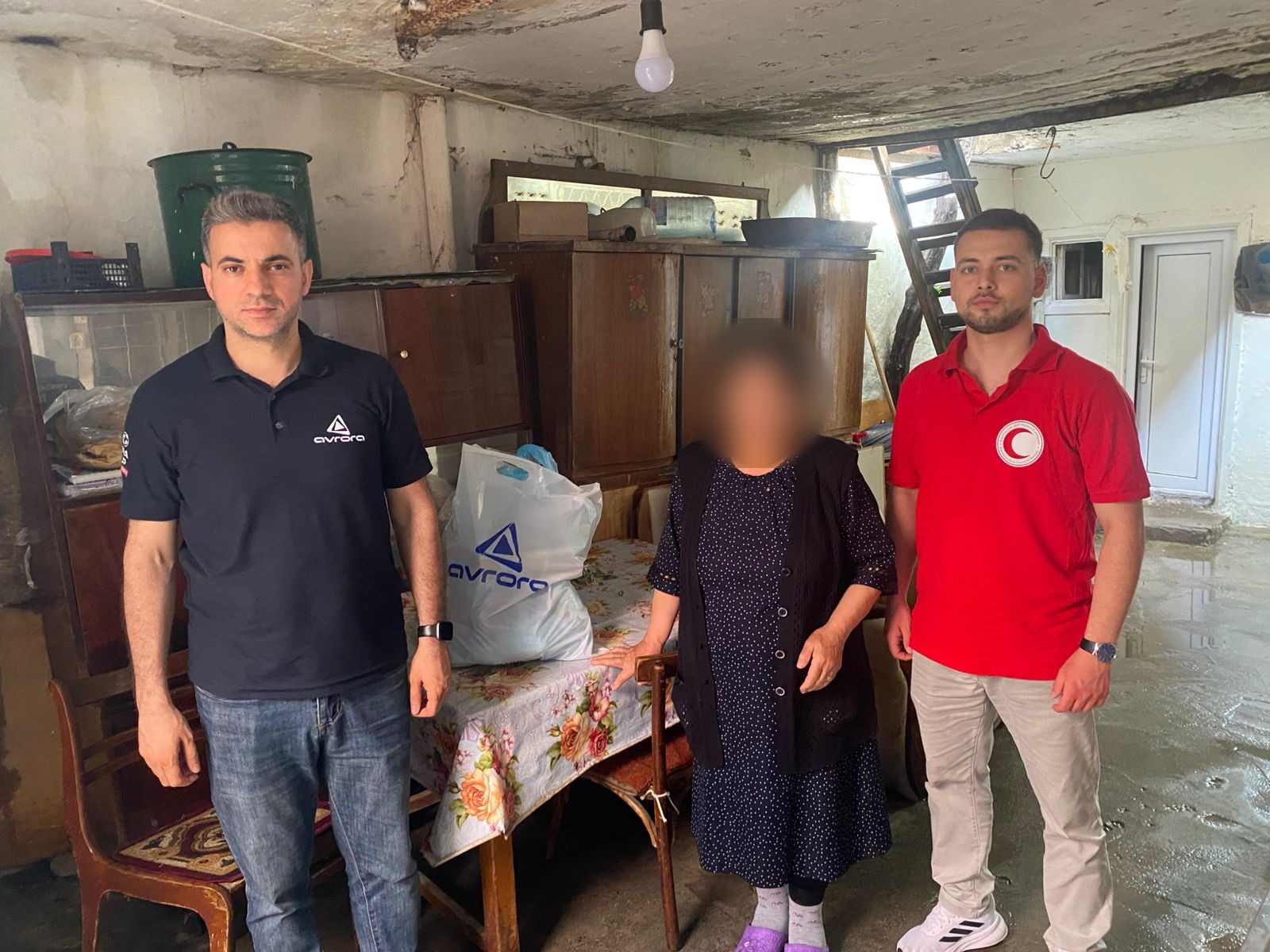“Avrora Qrup” Qurban bayramı münasibətilə aztəminatlı ailələrə bayram sovqatı çatdırıb (FOTO)