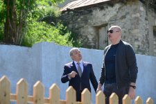 Prezident İlham Əliyev Şuşanın Böyük Qaladərəsi kəndində görülən işlərlə tanış olub, sakinlərlə görüşüb (FOTO/VİDEO)