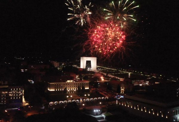 Xankəndidə keçirilən Festival atəşfəşanlıqla bitib (FOTO)