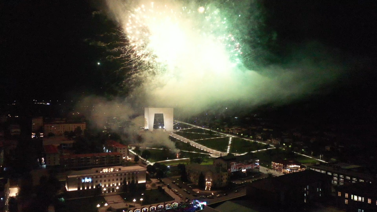 Xankəndidə keçirilən Festival atəşfəşanlıqla bitib (FOTO)