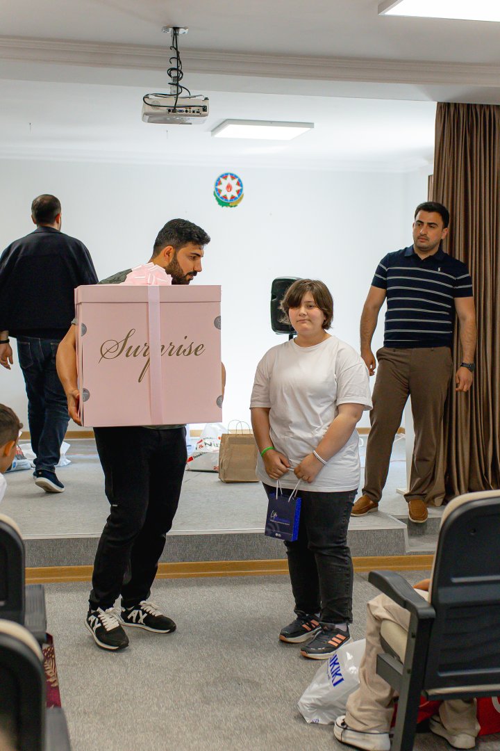 PAŞA Həyat əməkdaşları korporativ sosial məsuliyyət təşəbbüsü çərçivəsində Uşaq Evini ziyarət ediblər (FOTO)