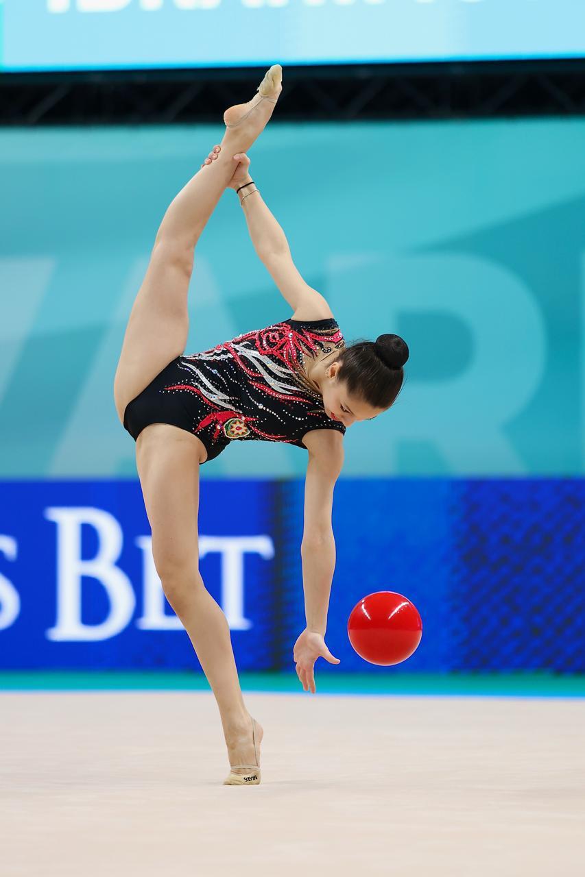 Azərbaycanın bədii gimnastları Bolqarıstanda Avropa Çempionatında iştirak ediblər (FOTO)