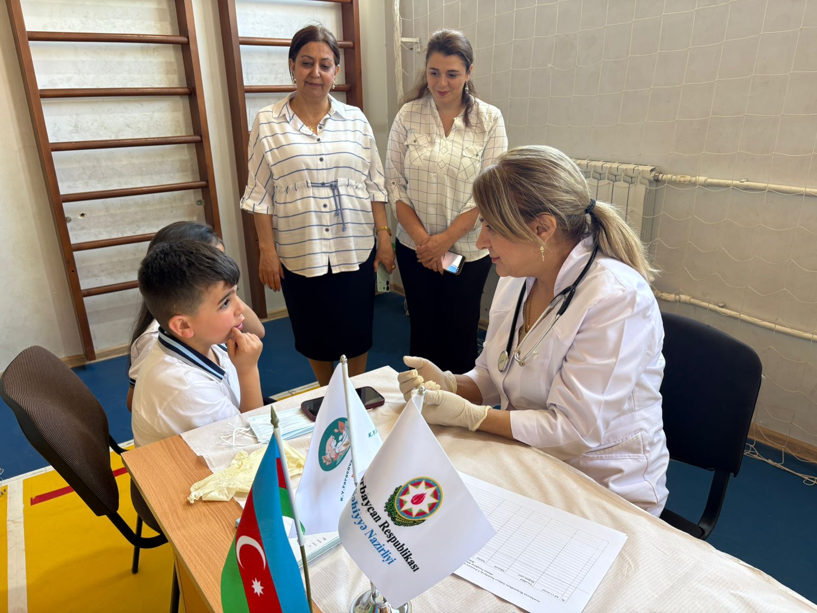 Səhiyyə Nazirliyi Uşaqların Beynəlxalq Müdafiəsi Günü münasibətilə Xankəndidə tibbi aksiya təşkil edib (FOTO)