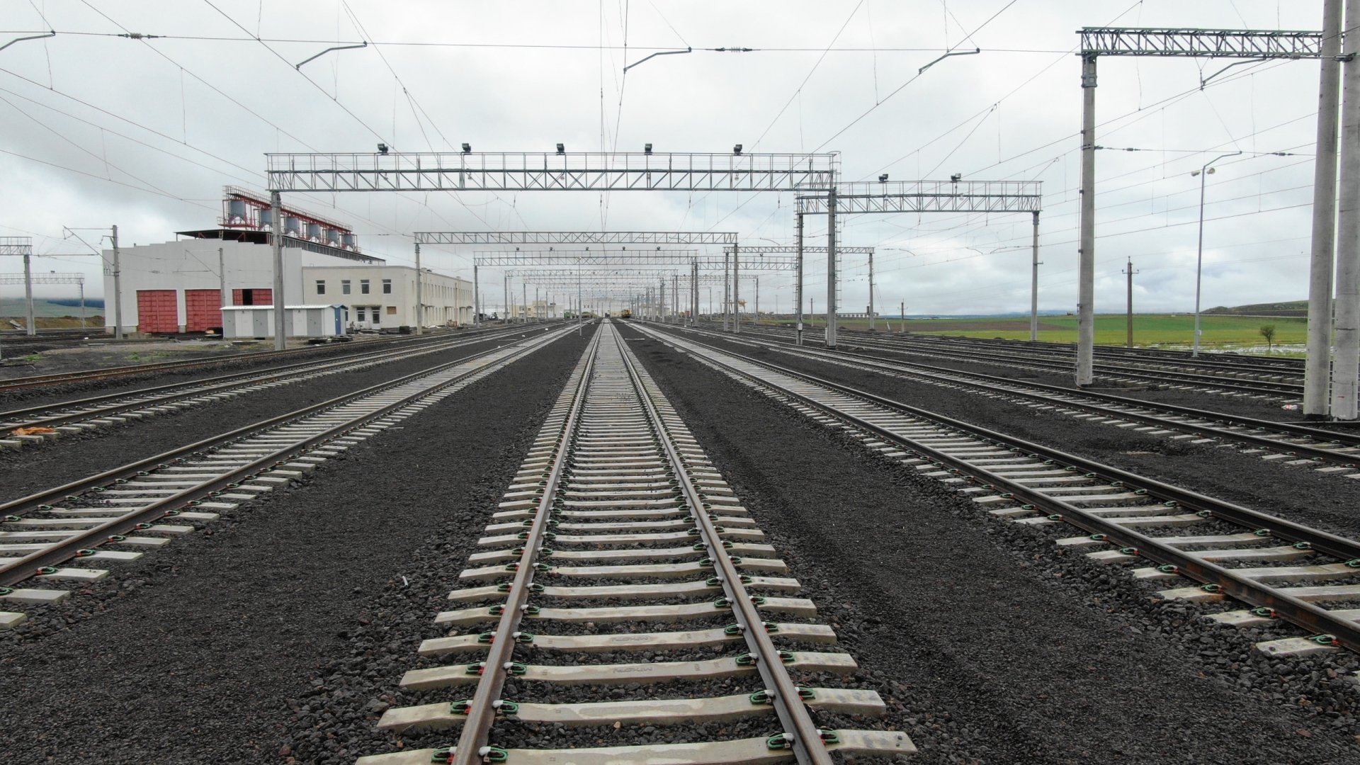 Bakı–Tbilisi–Qars dəmir yolu modernləşdirilmədən sonra istifadəyə verilir (FOTO)