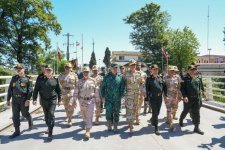 Azərbaycan və İran sərhədində generalların görüşü keçirildi (FOTO)